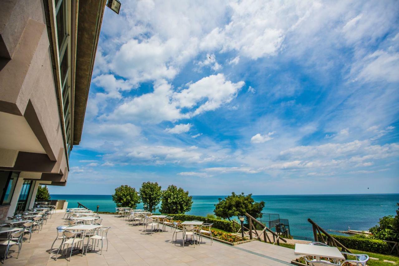 Albergo Capo Est Gabicce Mare Exterior foto